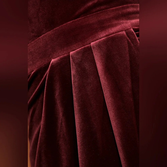 Lulus I'm Enchanted Burgundy Velvet Off-the-Shoulder Maxi Dress XL Wedding Party - Picture 6 of 10